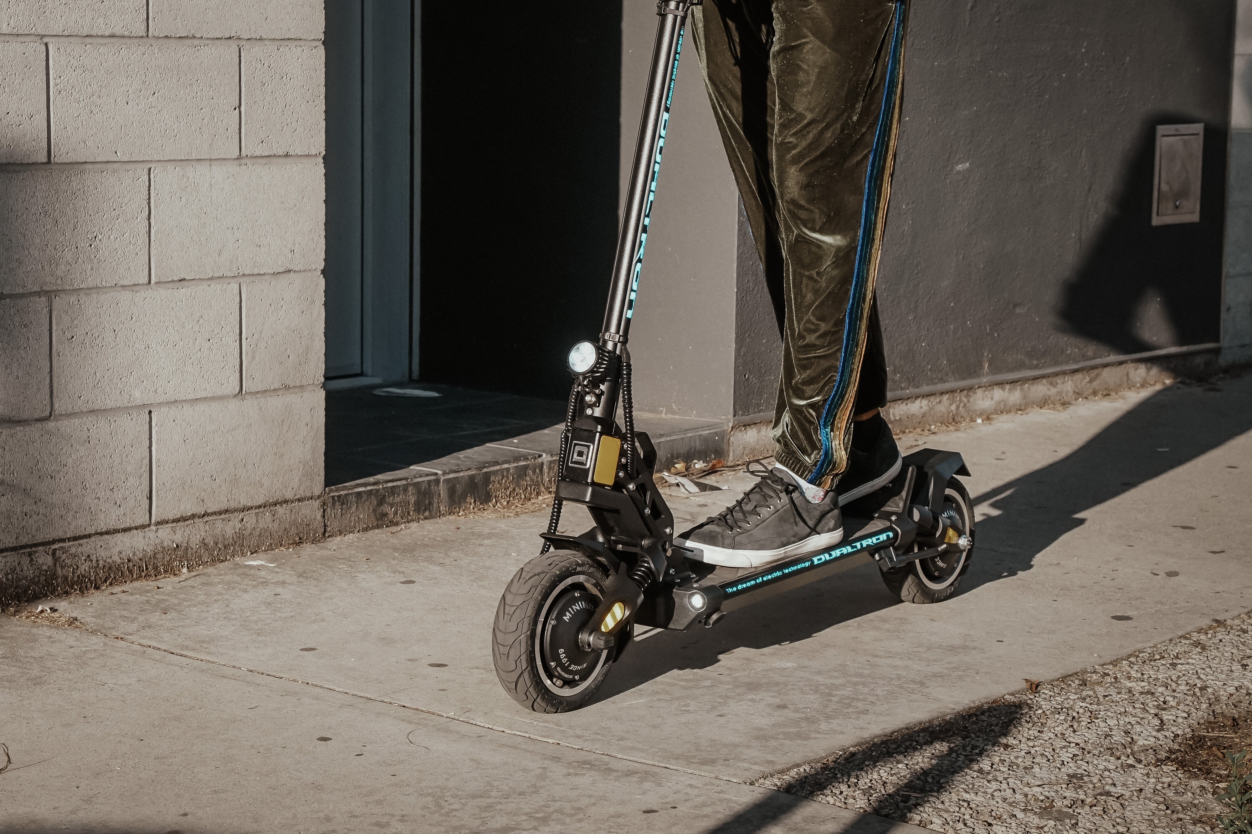 Dualtron Mini Special Long Body Electric Scooter - 52V 15.6Ah